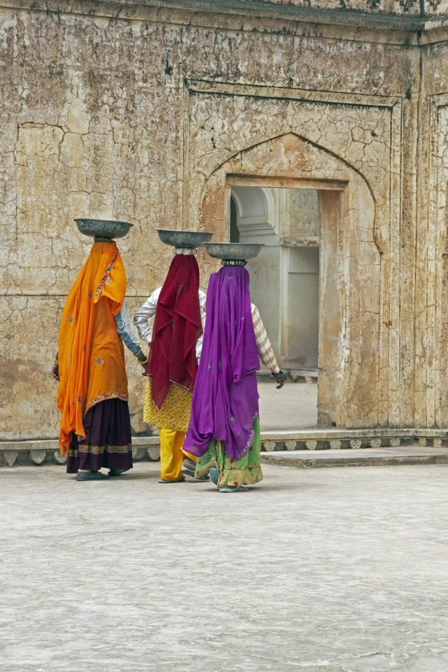 Indische Frauen im Palast in Jaipur