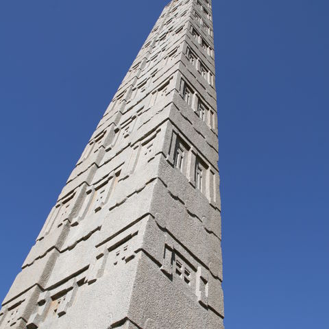 Monumentale Stele als Zeuge der Zeit in Aksum, Äthiopien