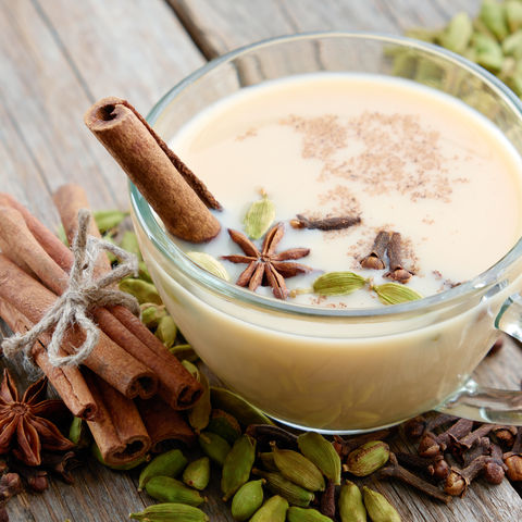 Darf im Ayurveda nicht fehlen: Masala Chai (Milchtee mit Gewürzen), Ayurveda