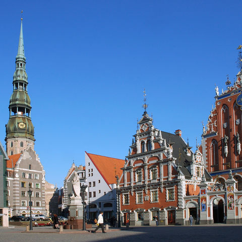 Petrikirche und Rathaus in Riga, Lettland, Baltikum