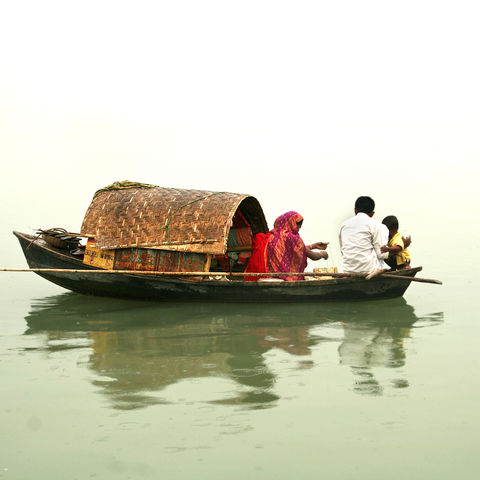 Familie an Bord, Bangladesch