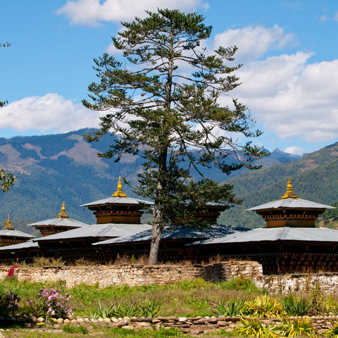 Malerisches Kloster im Bumthang Tal, Bhutan