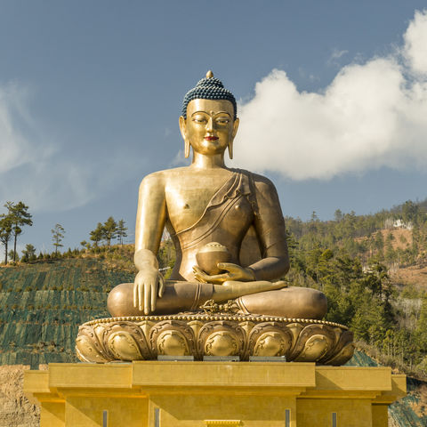 Auf knapp 2.300 m gelegen: die goldene Buddha Dordenma-Statue, Thimphu, Bhutan