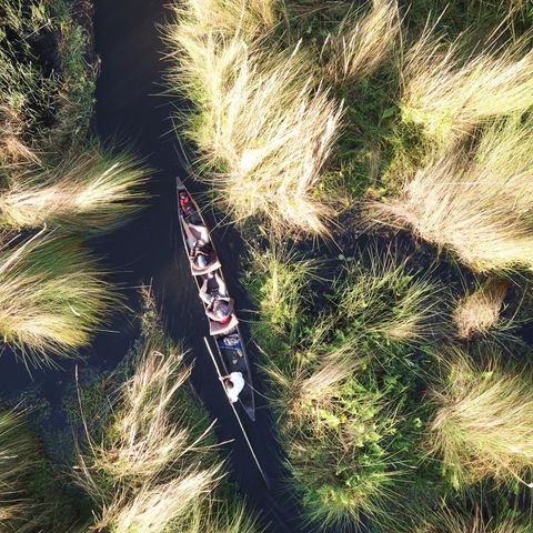 Mit dem Mokoro durch das Okavango Delta, Botswana