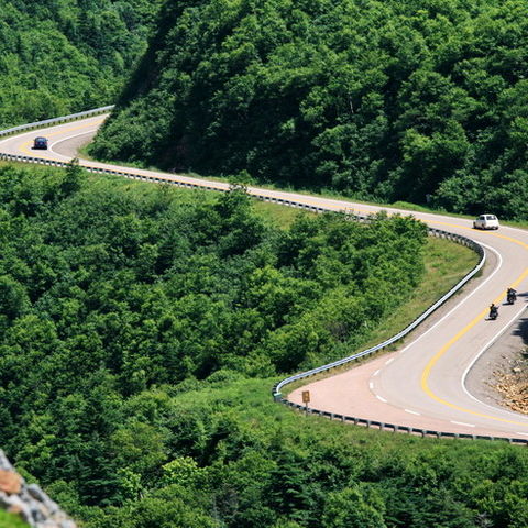 Straße durch den Cape Breton Highlands Nationalpark, Kanada