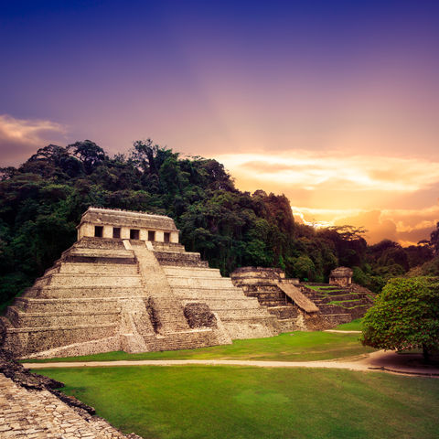 Palenque im Sonnenuntergang, Mexiko