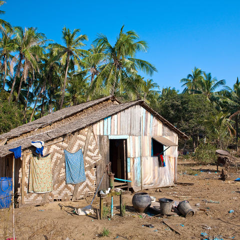 Typisches burmesisches Haus auf dem Land, Myanmar