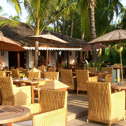 Terrasse des Restaurants im Sandoway Resort, Myanmar