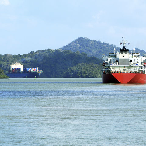 Schifffahrt im Panamakanal, Panama