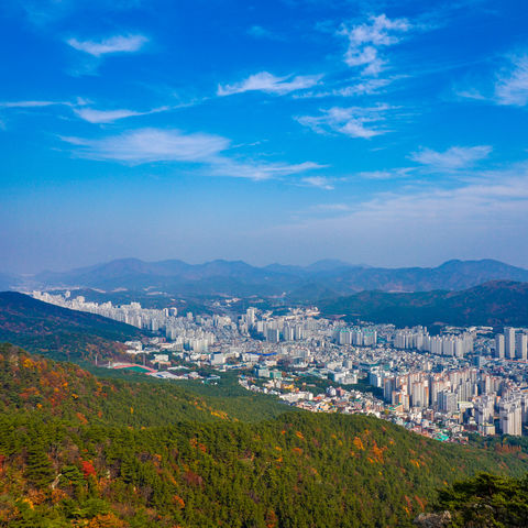 Ausblick auf die quirlige Hafenstadt Busan, Südkorea