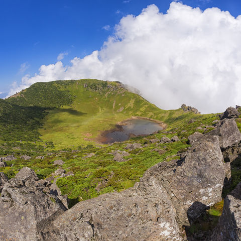 Der höchste Berg Südkoreas: Vulkankrater des Hallasan, Jeju, Südkorea