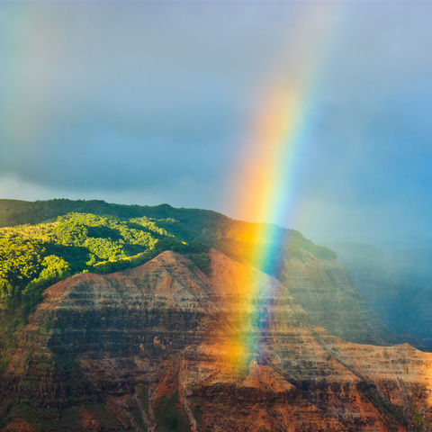 Regenbogen über dem Waimea Canyon, Hawaii