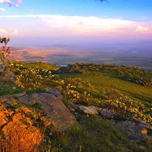 Drakensberge im Morgenlicht © Thinkstock, iStockphoto